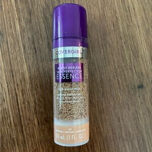 COVERGIRL Simply Ageless Skin Perfector Essence - Medium Shade
